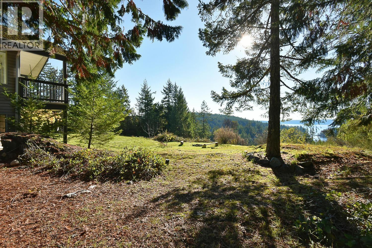 10113 10131 Mercer Road, Halfmoon Bay, British Columbia  V7Z 1B7 - Photo 25 - R3115236