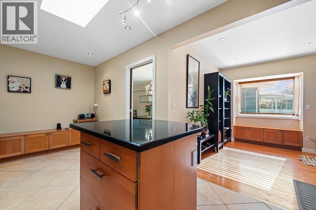 7292 Shawnee Place, Vancouver, British Columbia  V5S 2Z1 - Photo 13 - R3115241