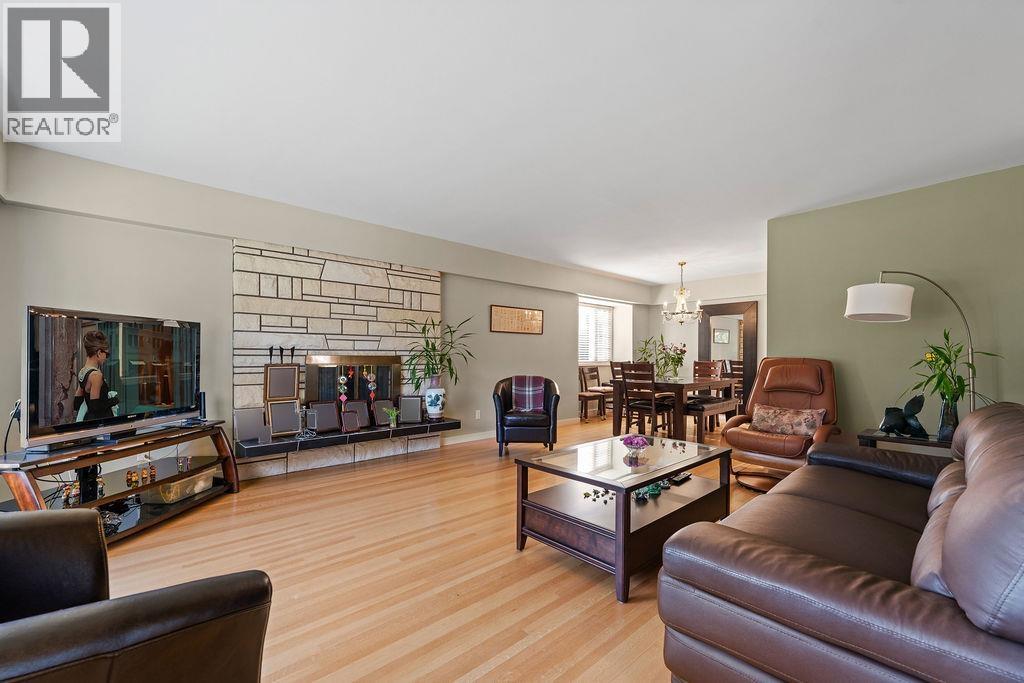 7292 Shawnee Place, Vancouver, British Columbia  V5S 2Z1 - Photo 2 - R3115241