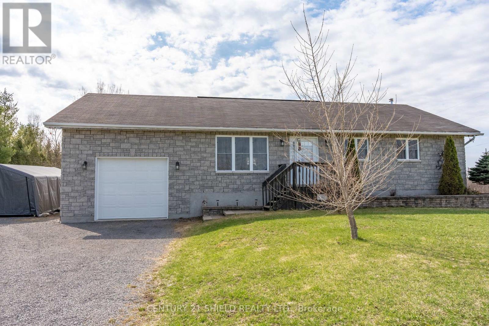 17410 MCPHAIL ROAD, South Stormont, Ontario