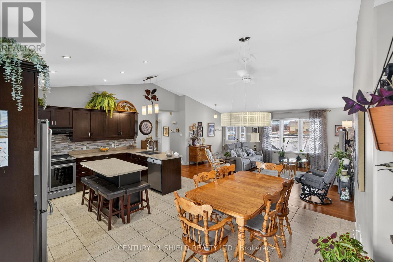 17410 Mcphail Road, South Stormont, Ontario  K0C 2A0 - Photo 11 - X13037752