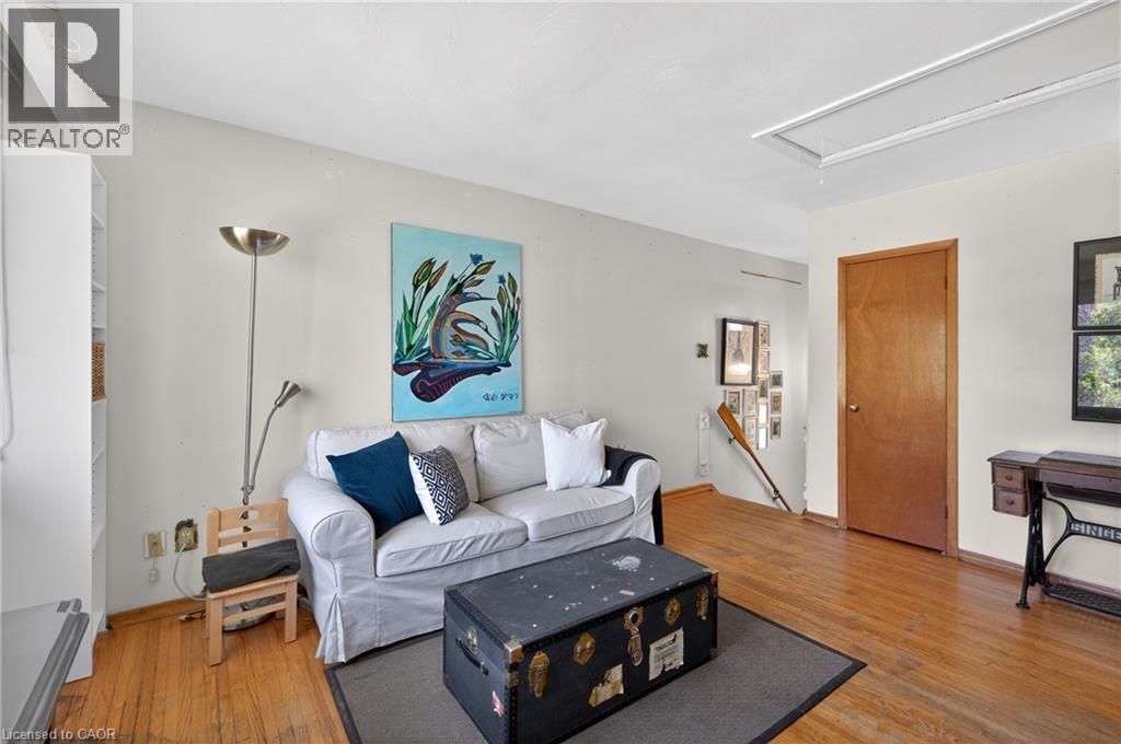 283 Kenwood Avenue, Burlington, Ontario  L7L 4L9 - Photo 4 - 40815722