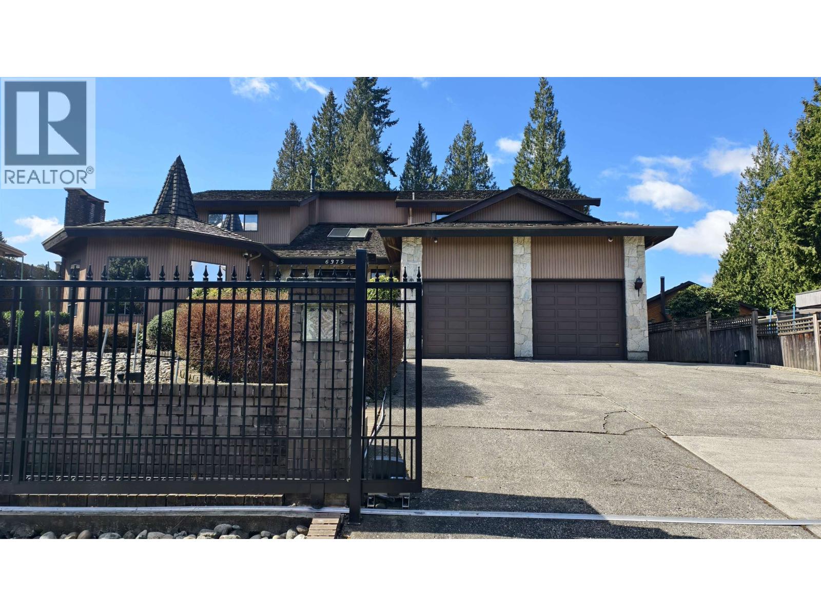 6375 BUCKINGHAM DRIVE, Burnaby, British Columbia