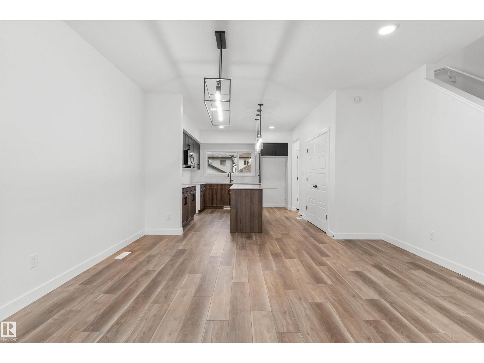 6222 175a Av Nw, Edmonton, Alberta  T5Y 4H3 - Photo 9 - E4476753