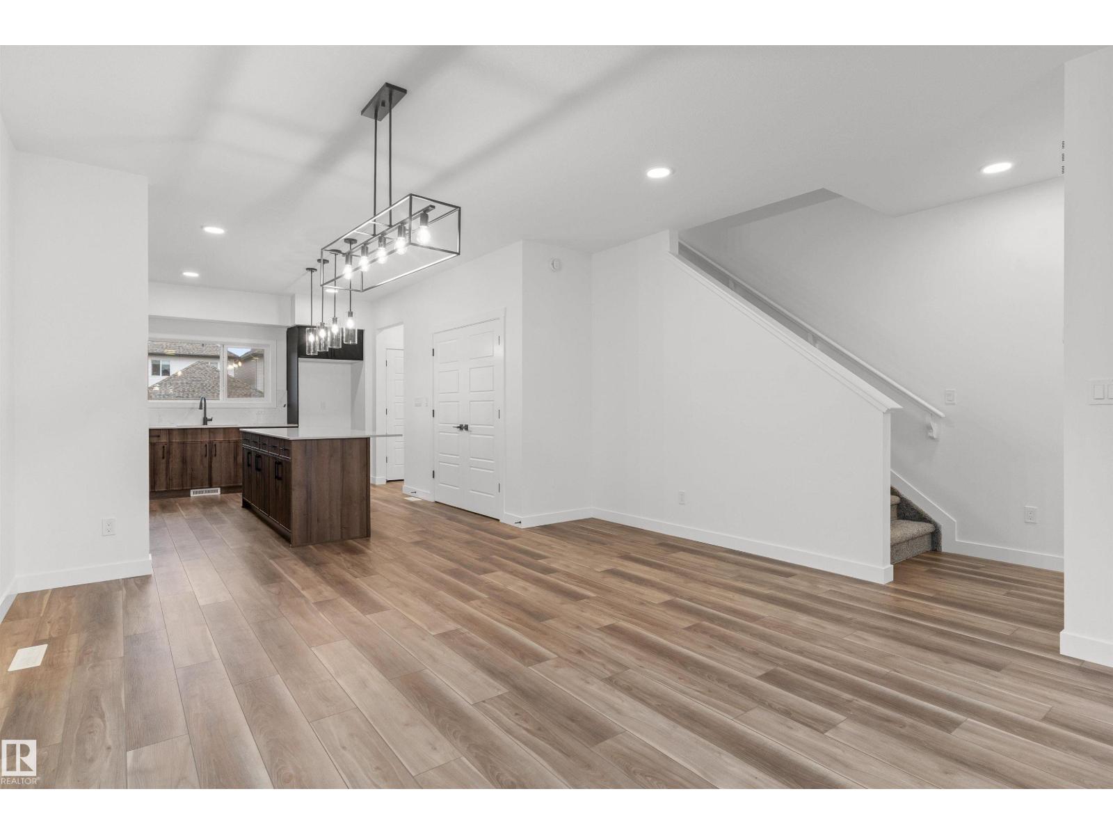 6222 175a Av Nw, Edmonton, Alberta  T5Y 4H3 - Photo 10 - E4476753