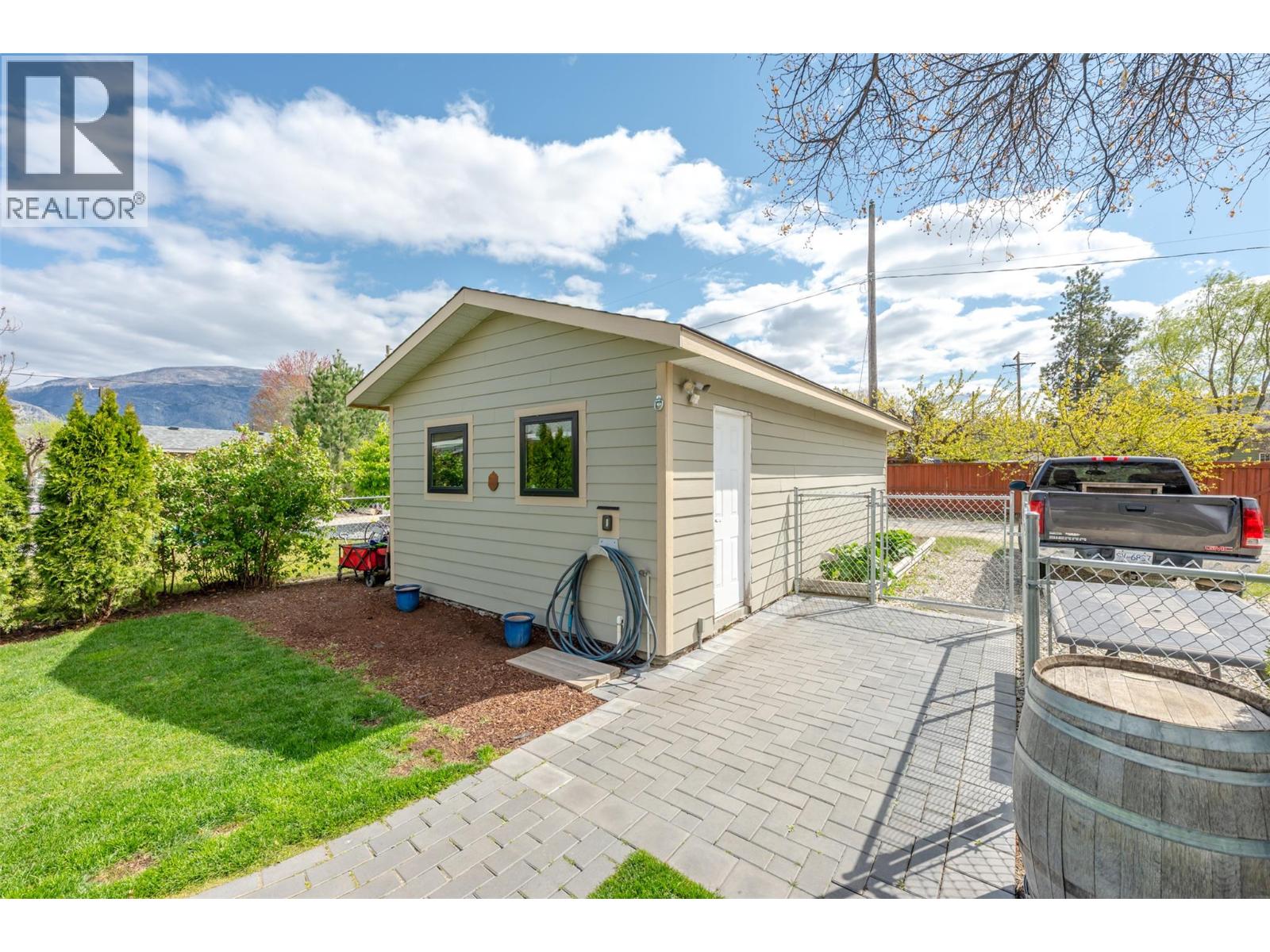 6437 Badger Street, Oliver, British Columbia  V0H 1T3 - Photo 47 - 10383918
