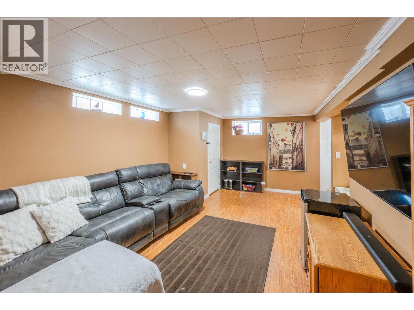 6437 Badger Street, Oliver, British Columbia  V0H 1T3 - Photo 10 - 10383918