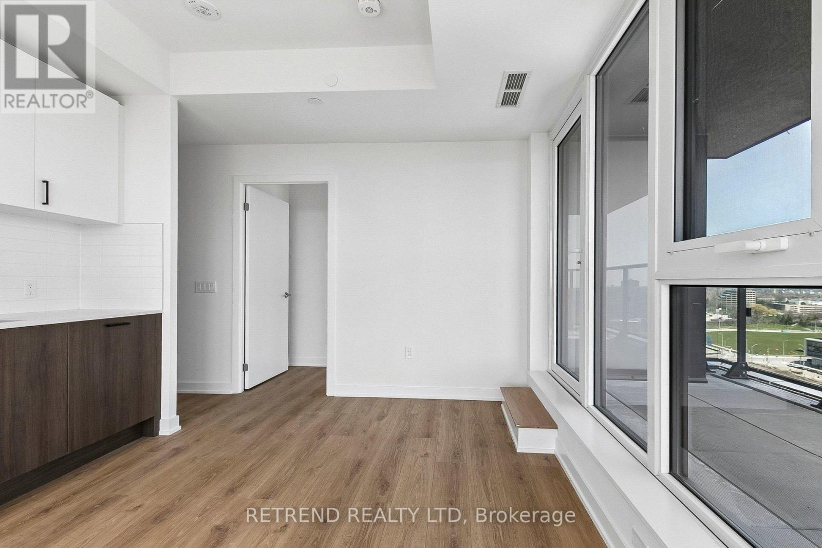 1809 - 5 Quarrington Lane, Toronto, Ontario  M3C 1H7 - Photo 7 - C13037700