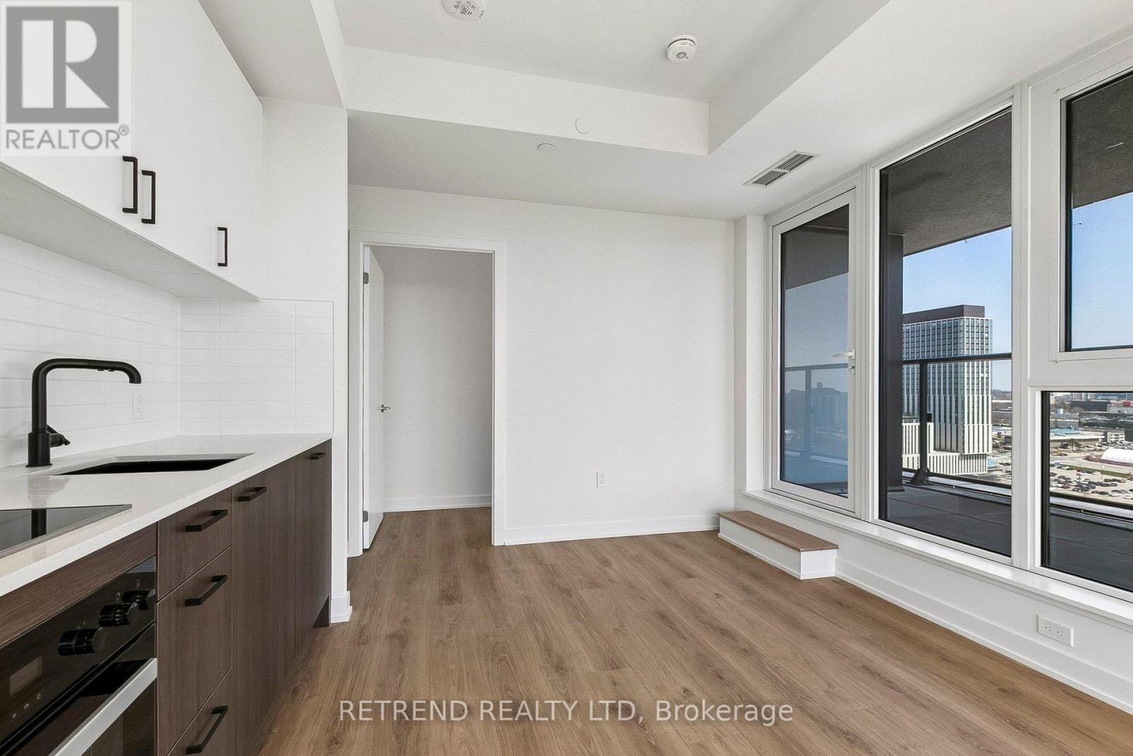 1809 - 5 Quarrington Lane, Toronto, Ontario  M3C 1H7 - Photo 8 - C13037700