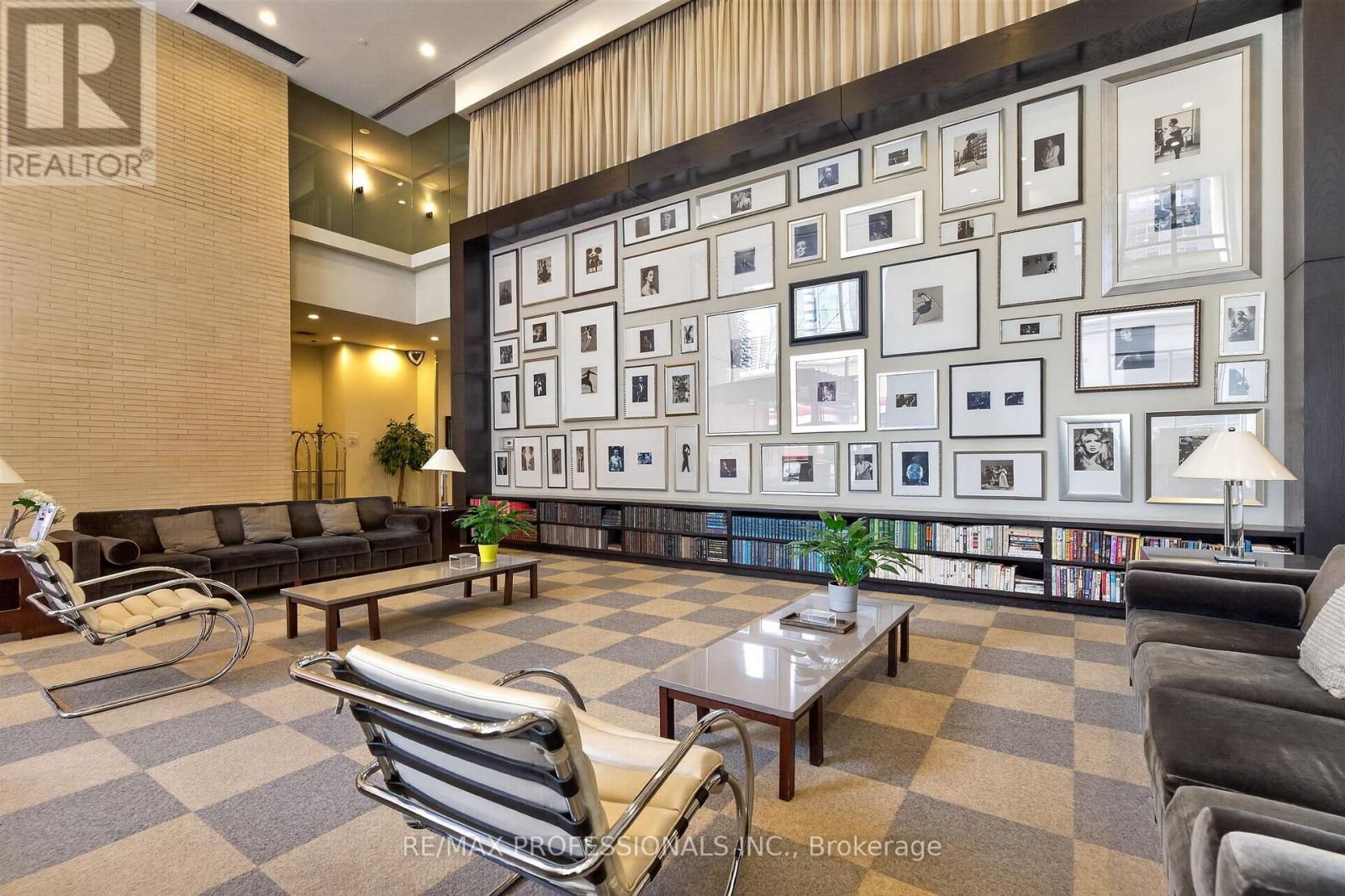 1416 - 438 King Street, Toronto, Ontario  M5V 3T9 - Photo 3 - C13037754