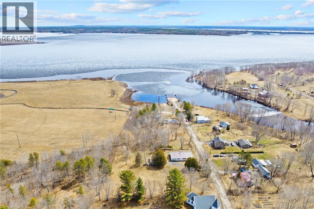 11 Wharf Road, Newcastle Creek, New Brunswick  E4R 2J8 - Photo 8 - NB137841