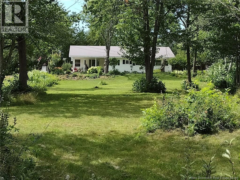 11 Wharf Road, Newcastle Creek, New Brunswick  E4R 2J8 - Photo 48 - NB137841