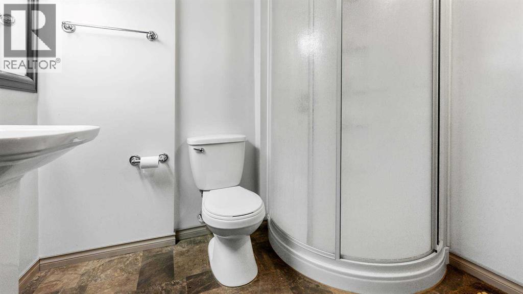 6406 43 Avenue, Camrose, Alberta  T4V 3M8 - Photo 32 - A2291269