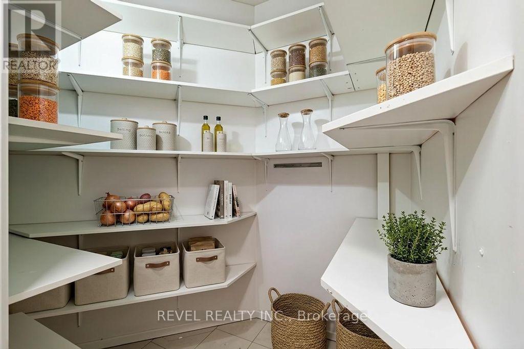 306 - 3559 Eglinton Avenue, Toronto, Ontario  M6M 5C6 - Photo 28 - W13037494