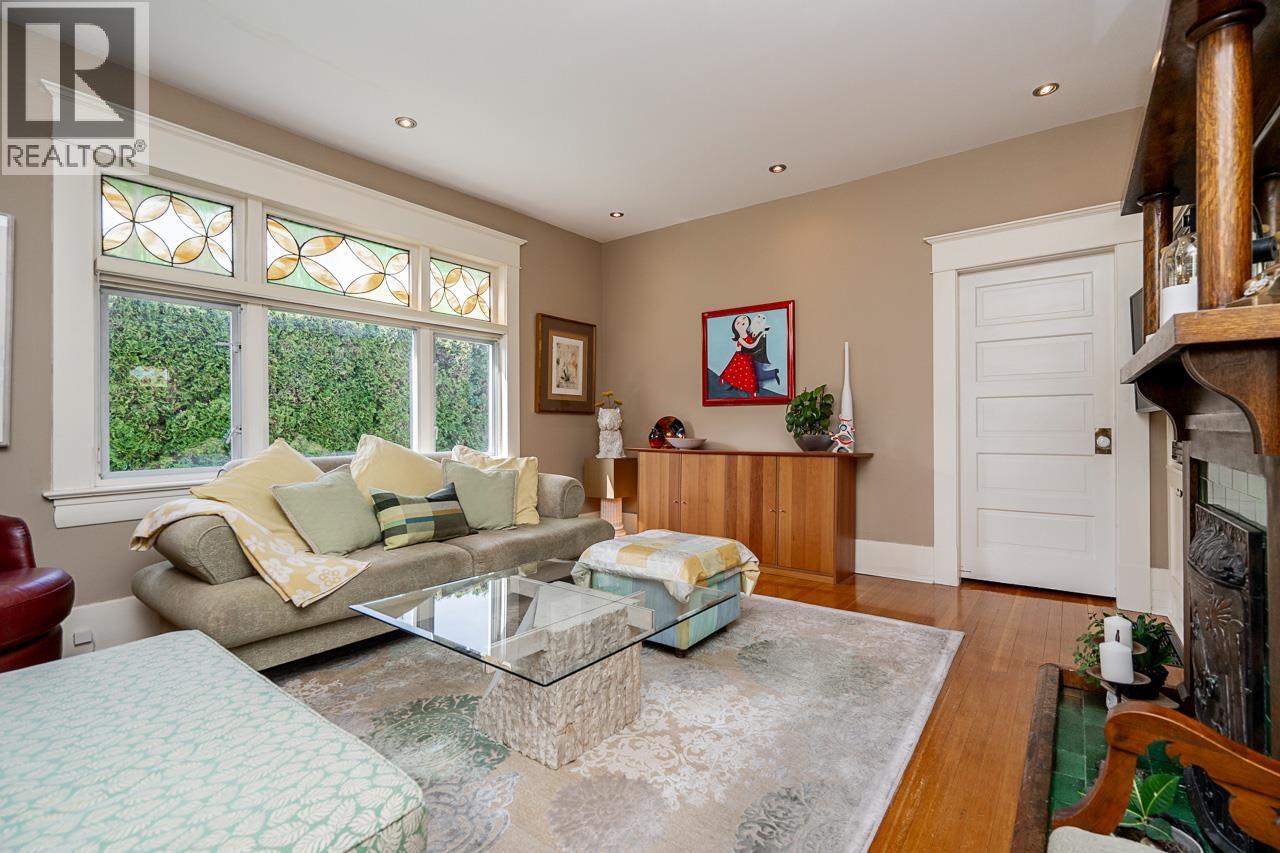 111 E 61st Avenue, Vancouver, British Columbia  V5X 2B3 - Photo 4 - R3106159