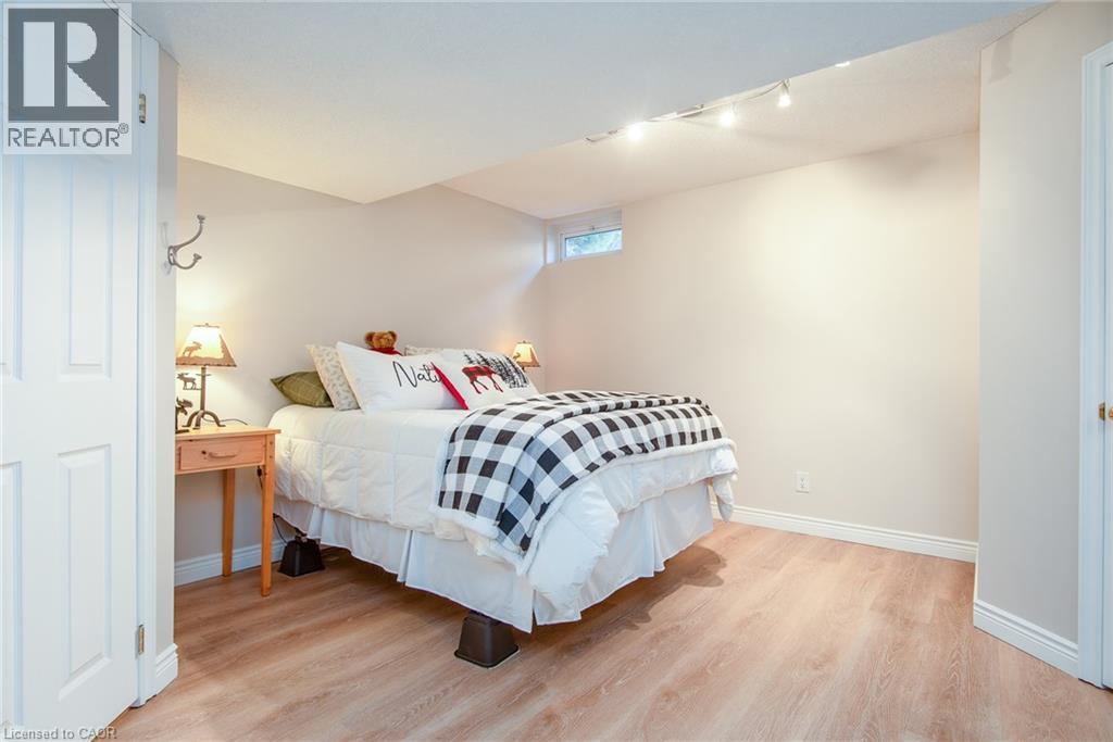 1146 Campbell Court, Burlington, Ontario  L7S 1Z7 - Photo 25 - 40823358