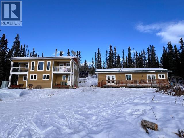 323 MENDENHALL ROAD, Whitehorse North, Yukon