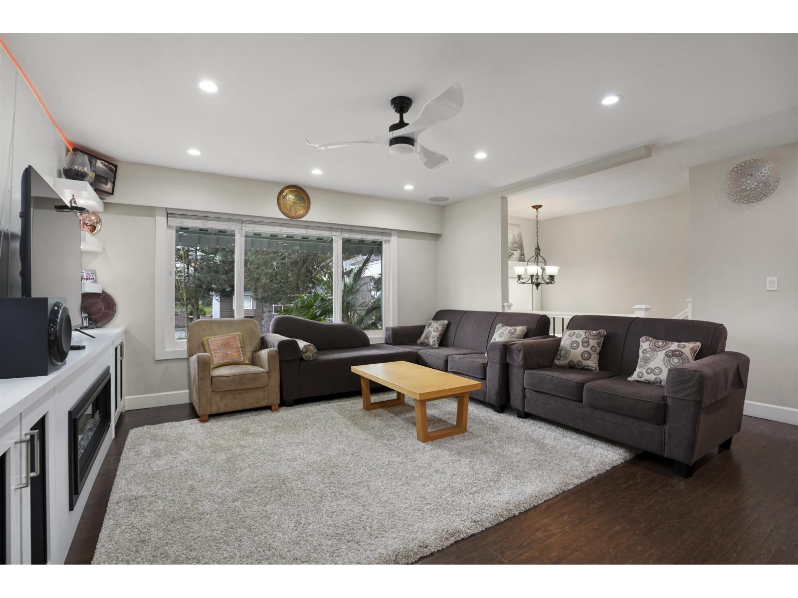 9027 Prince Charles Boulevard, Surrey, British Columbia  V3V 1R7 - Photo 7 - R3114594