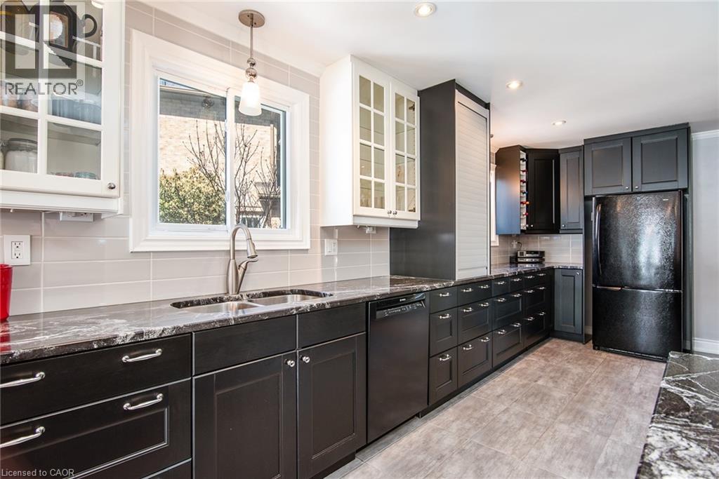 1146 Campbell Court, Burlington, Ontario  L7S 1Z7 - Photo 8 - 40823358