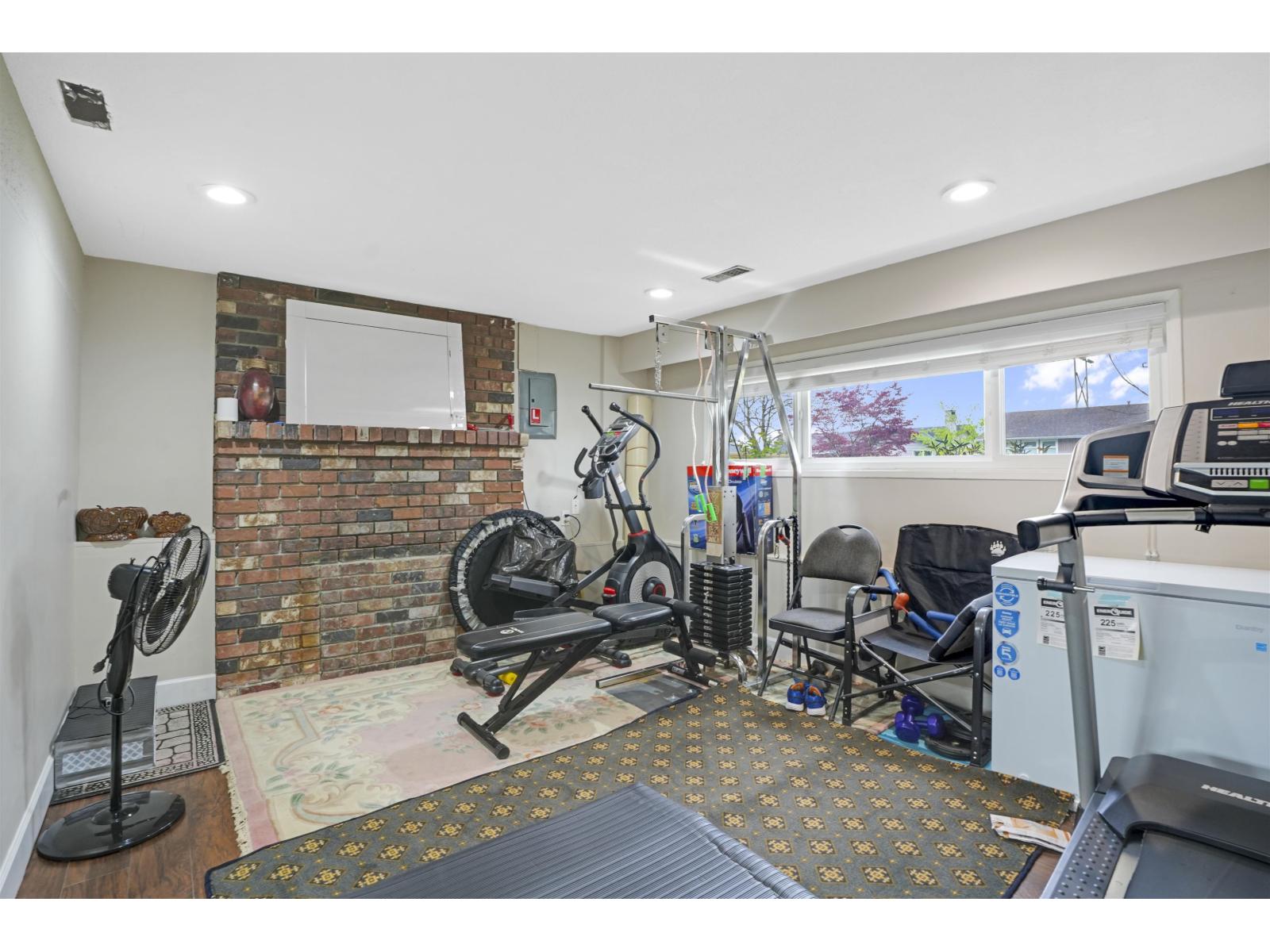 9027 Prince Charles Boulevard, Surrey, British Columbia  V3V 1R7 - Photo 27 - R3114594