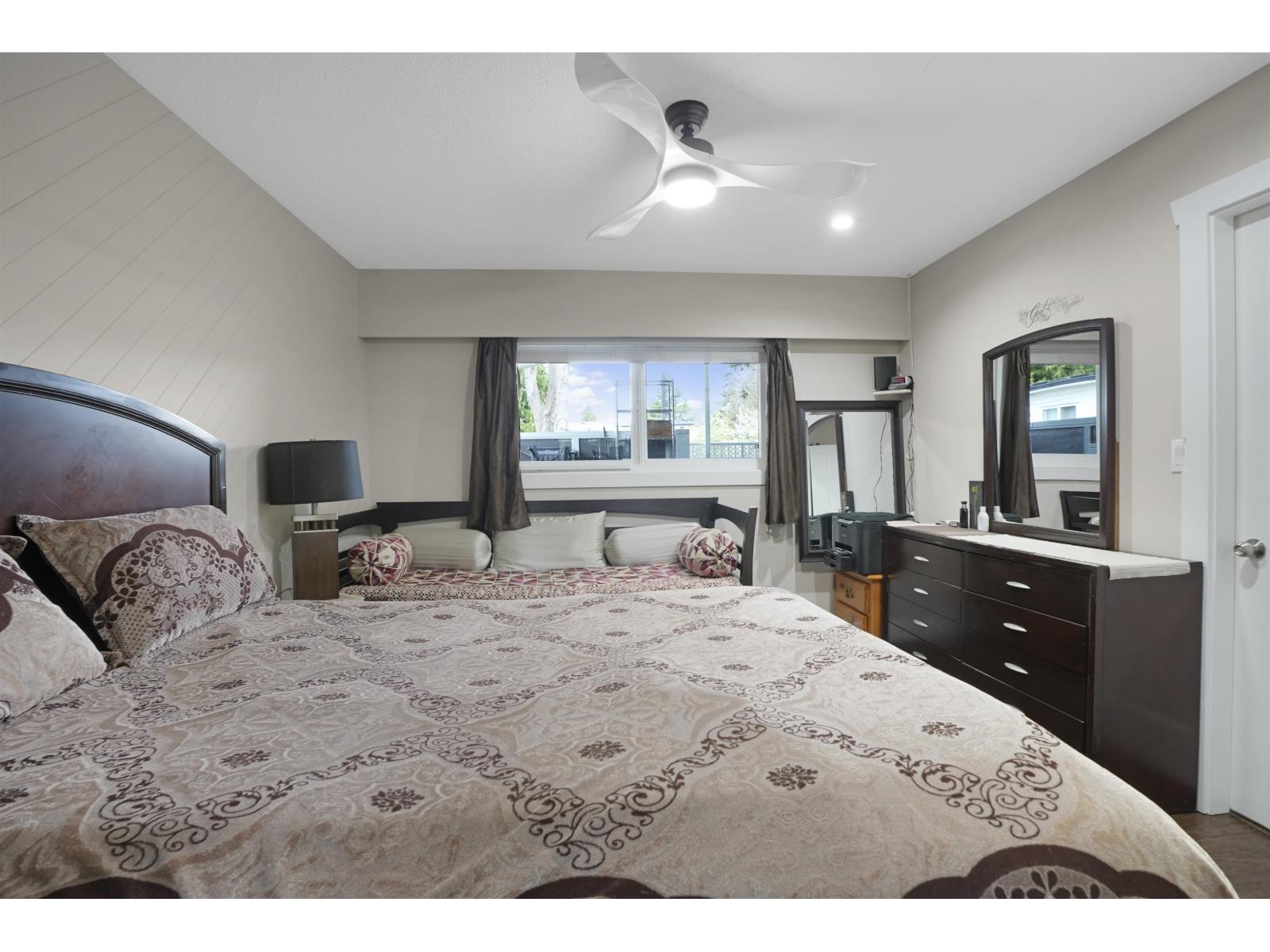 9027 Prince Charles Boulevard, Surrey, British Columbia  V3V 1R7 - Photo 17 - R3114594