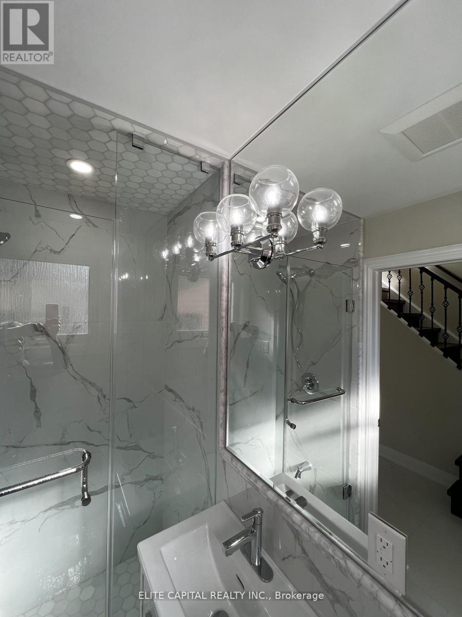 69 Hutcherson Square, Toronto, Ontario  M1B 1C5 - Photo 14 - E13037798