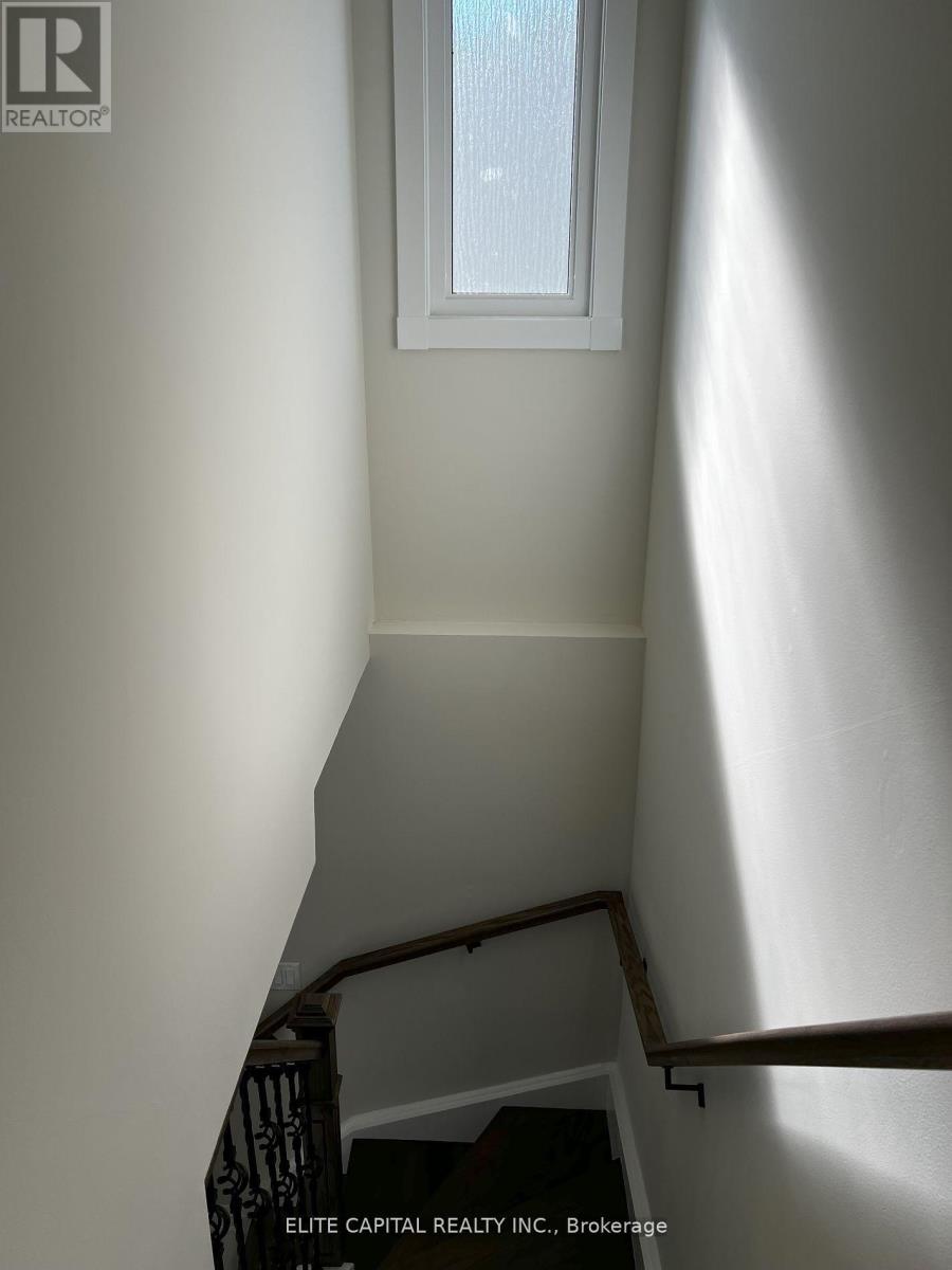 69 Hutcherson Square, Toronto, Ontario  M1B 1C5 - Photo 18 - E13037798