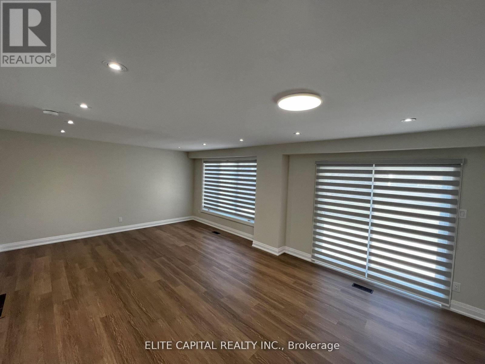 69 Hutcherson Square, Toronto, Ontario  M1B 1C5 - Photo 6 - E13037798