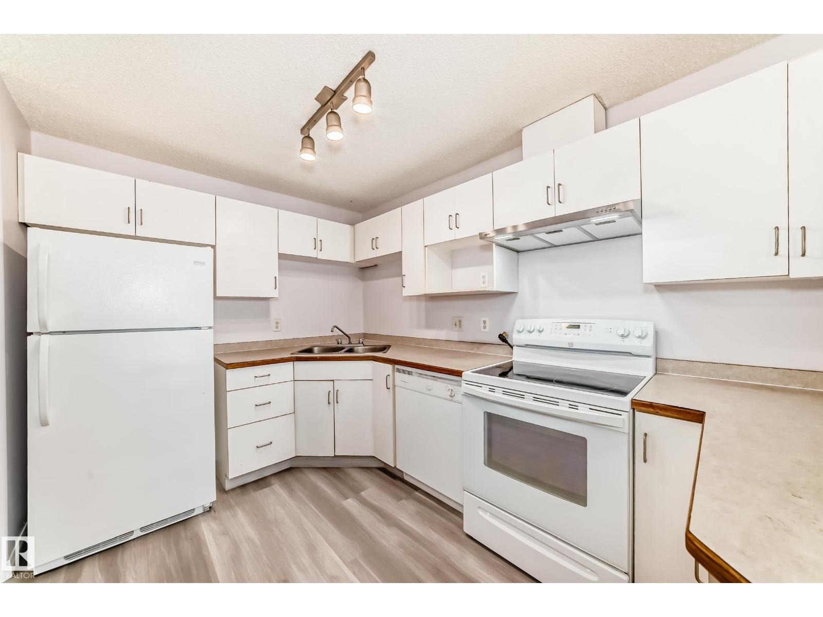 #218 10535 122 St Nw, Edmonton, Alberta  T5N 4B7 - Photo 8 - E4483862