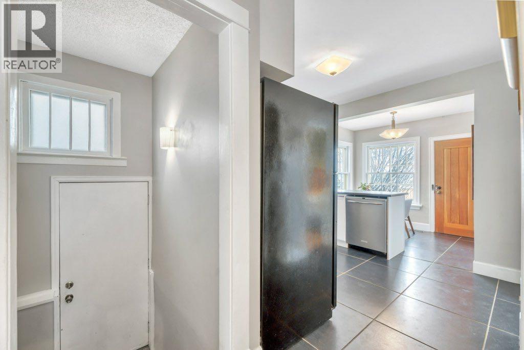 2612 26a Street SW, Calgary, Alberta  T3E 2C7 - Photo 35 - A2291702