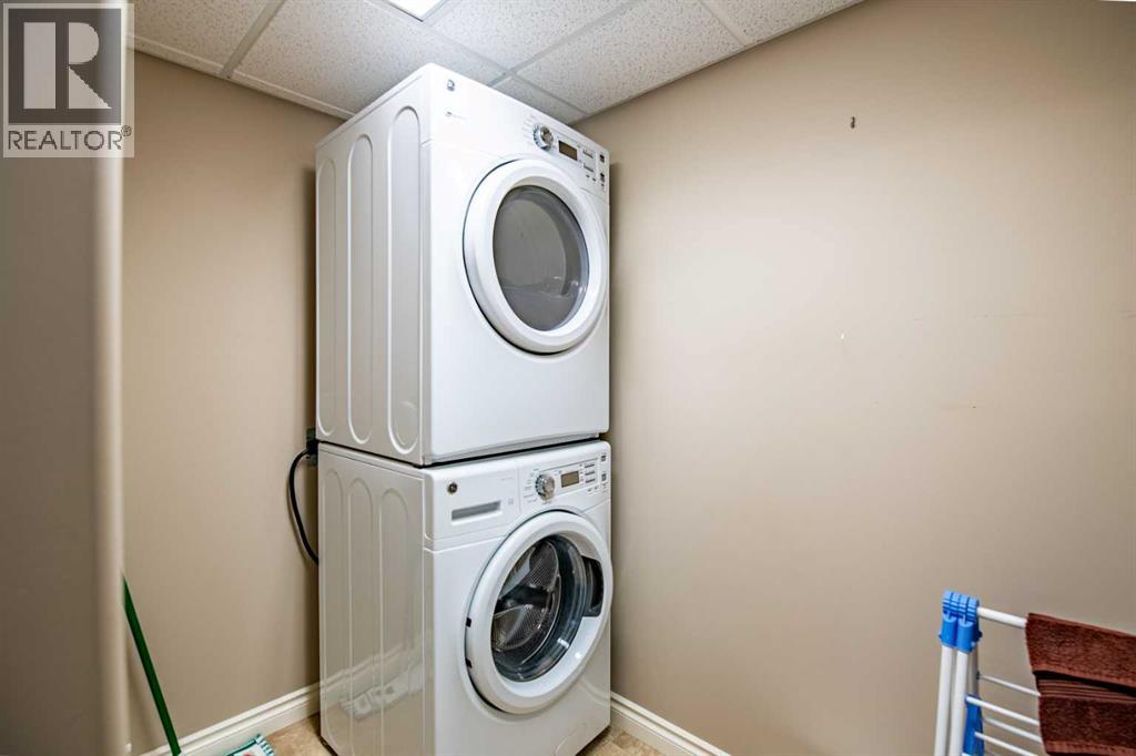 332, 6 Michener Boulevard, Red Deer, Alberta  T4P 0K5 - Photo 25 - A2300981