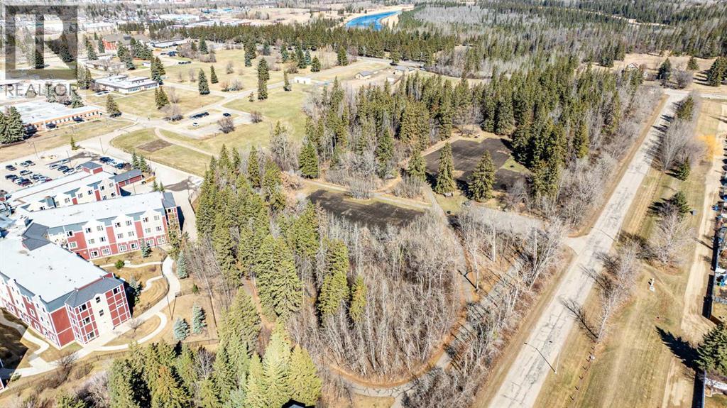 332, 6 Michener Boulevard, Red Deer, Alberta  T4P 0K5 - Photo 35 - A2300981