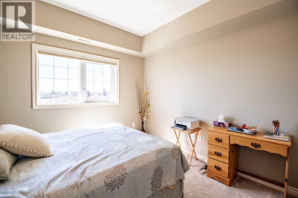 332, 6 Michener Boulevard, Red Deer, Alberta  T4P 0K5 - Photo 21 - A2300981