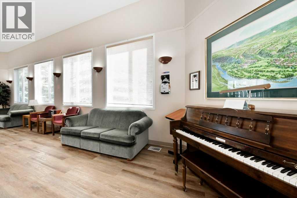 184 Valley Ridge Heights NW, Calgary, Alberta  T3B 5T3 - Photo 30 - A2303638