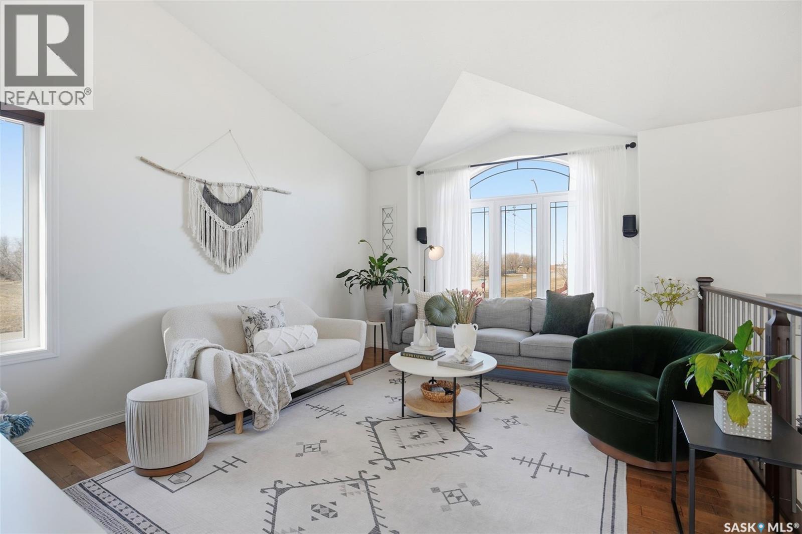 101 Lakeridge Drive, Warman, Saskatchewan  S0K 0A1 - Photo 2 - SK033793