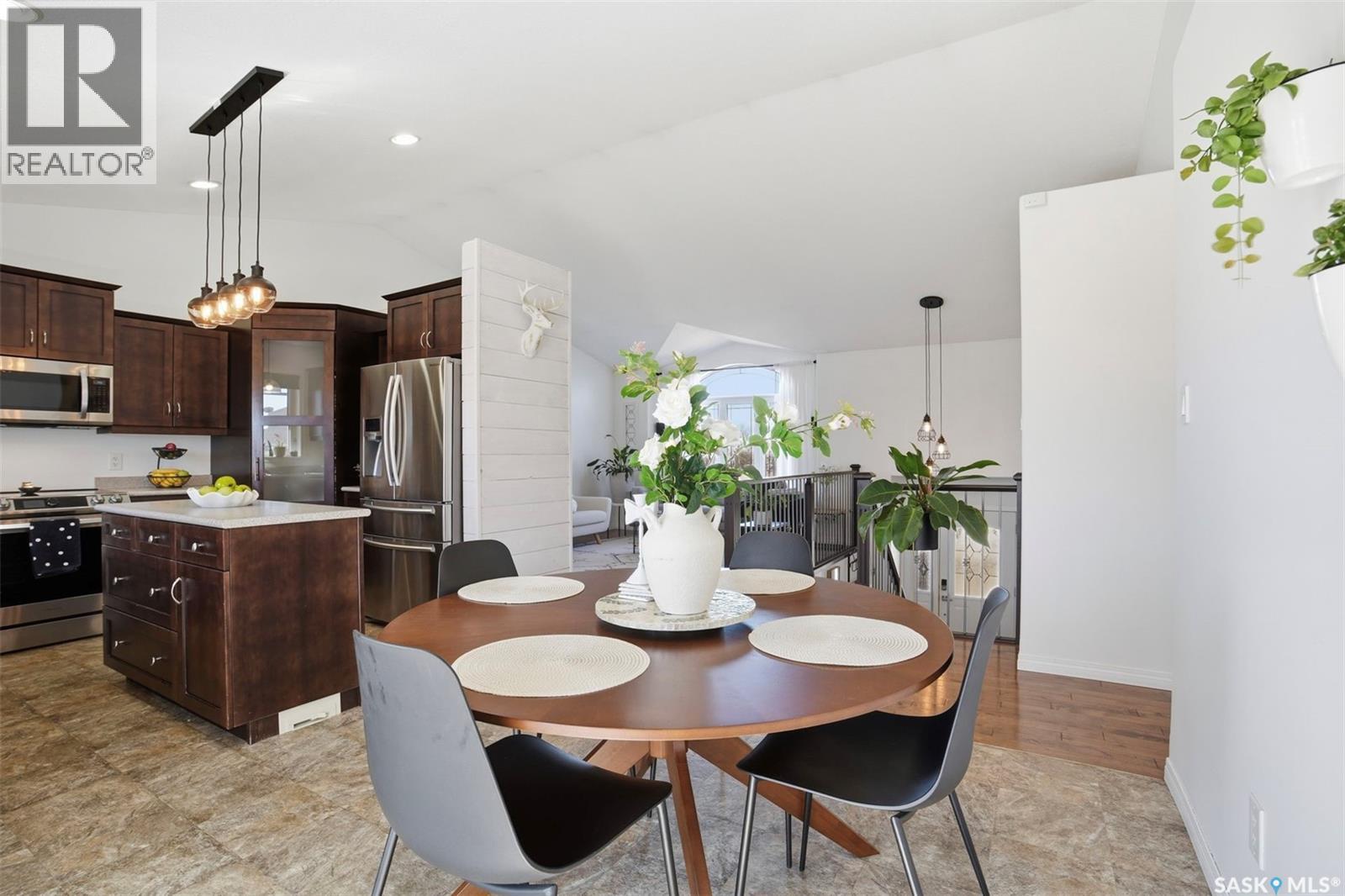 101 Lakeridge Drive, Warman, Saskatchewan  S0K 0A1 - Photo 5 - SK033793