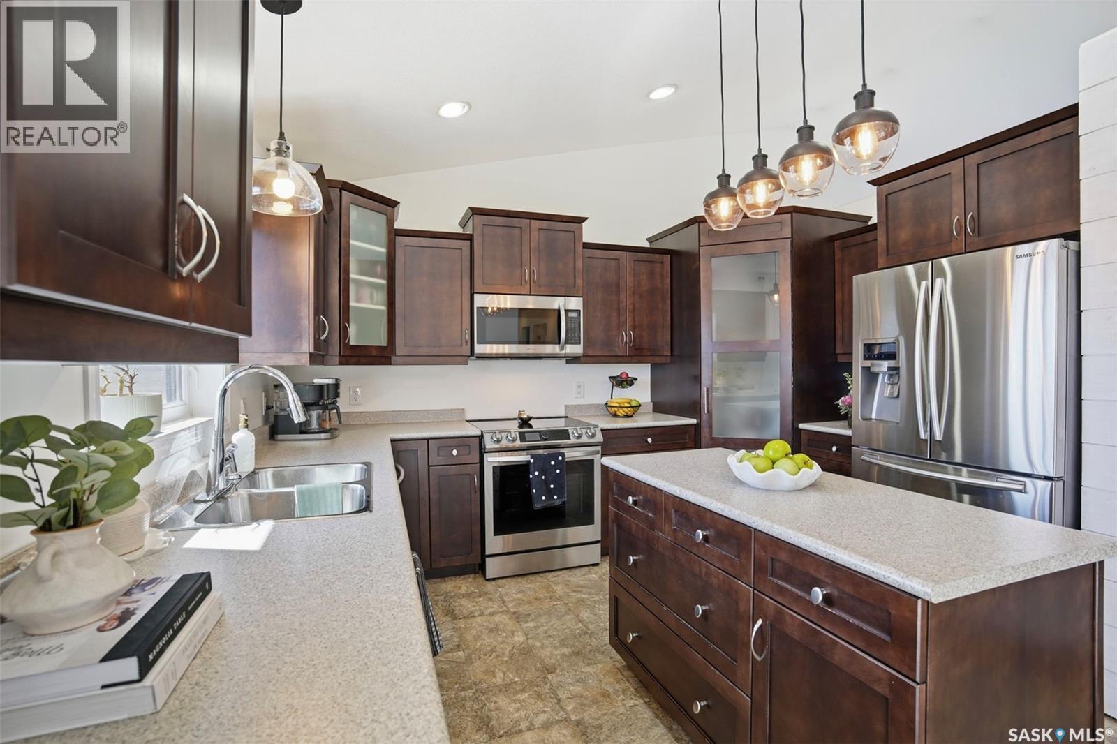 101 Lakeridge Drive, Warman, Saskatchewan  S0K 0A1 - Photo 7 - SK033793