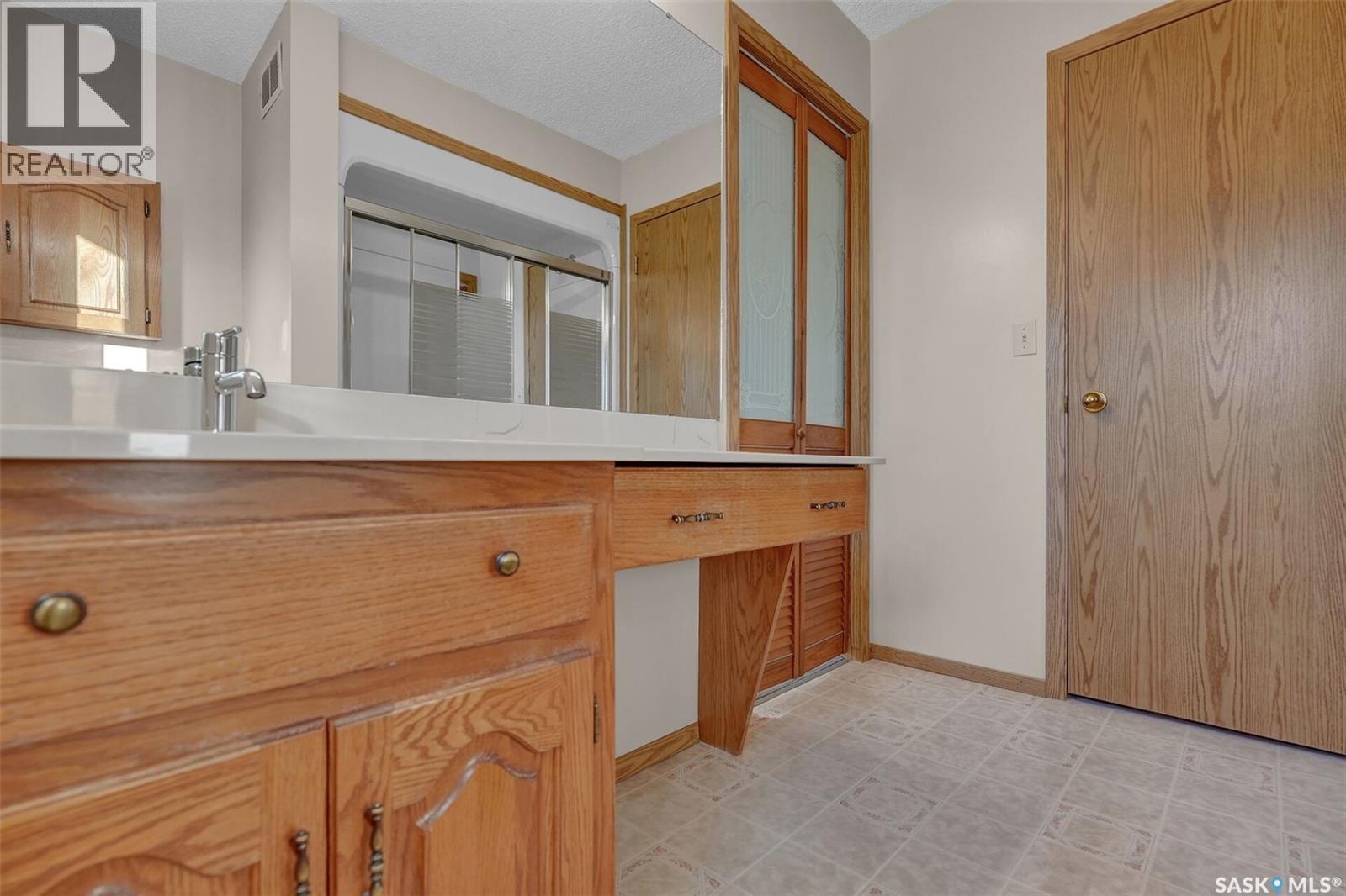 3139 Thacker Bay E, Regina, Saskatchewan  S4V 1Z2 - Photo 21 - SK033747