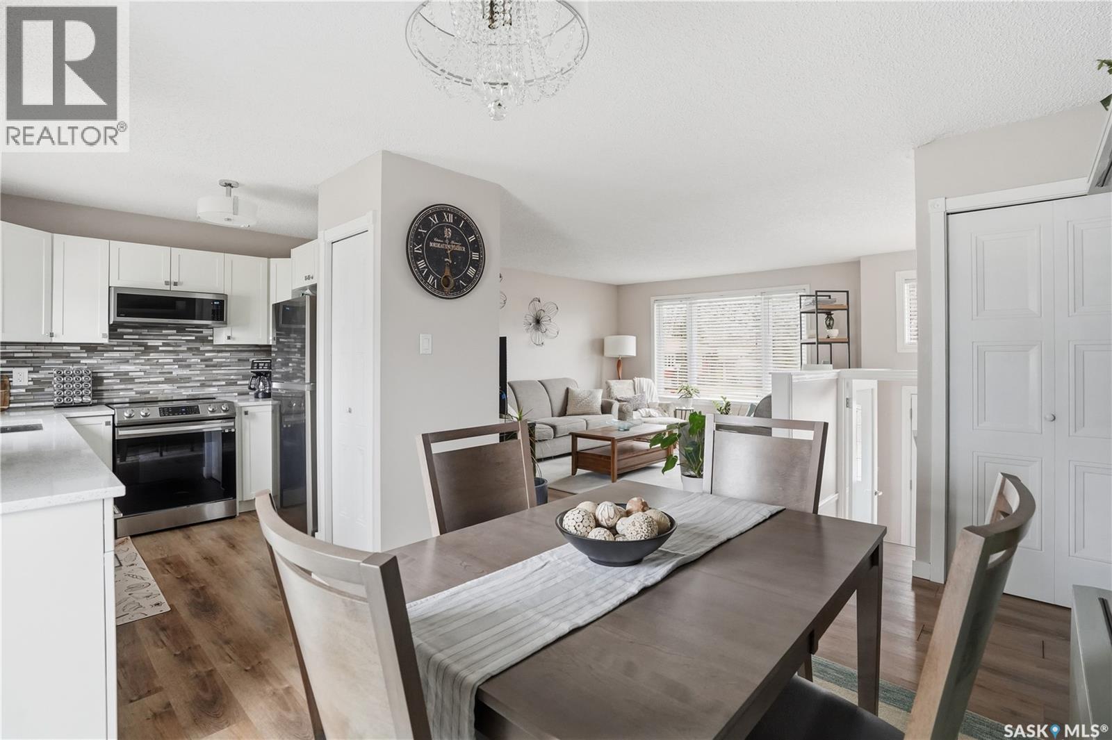 911 Dorothy STREET, Regina, Saskatchewan