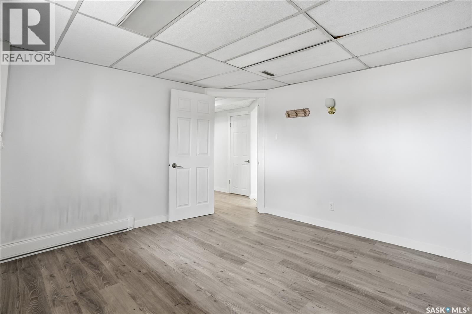 911 Dorothy Street, Regina, Saskatchewan  S4X 1E2 - Photo 26 - SK033744