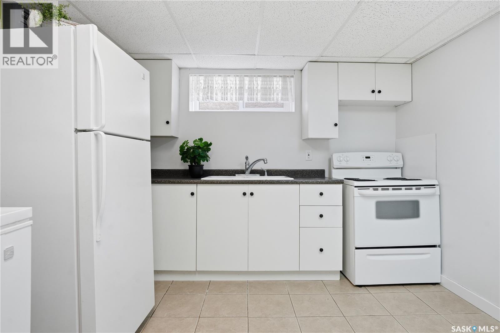 911 Dorothy Street, Regina, Saskatchewan  S4X 1E2 - Photo 28 - SK033744