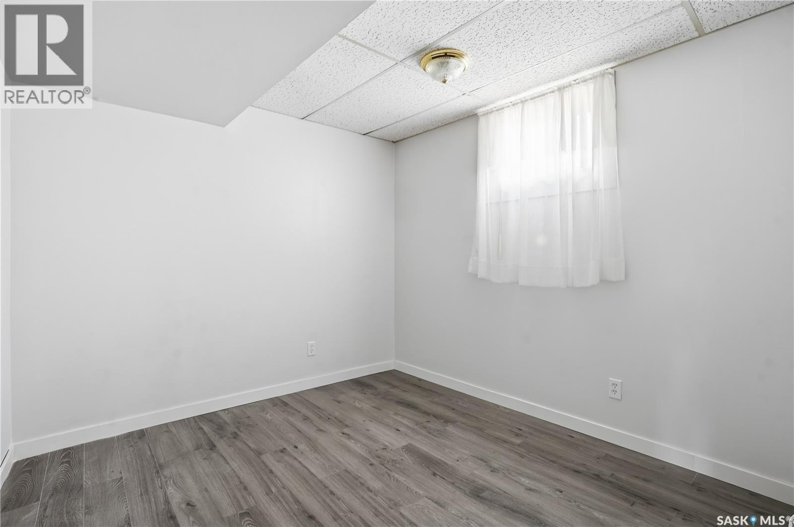 911 Dorothy Street, Regina, Saskatchewan  S4X 1E2 - Photo 36 - SK033744