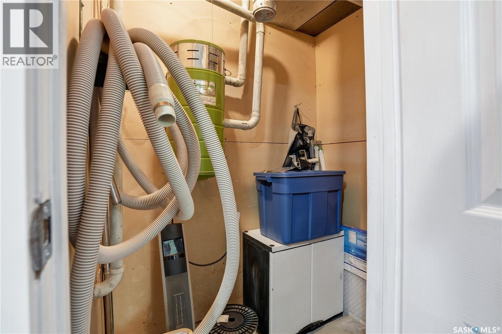 911 Dorothy Street, Regina, Saskatchewan  S4X 1E2 - Photo 40 - SK033744