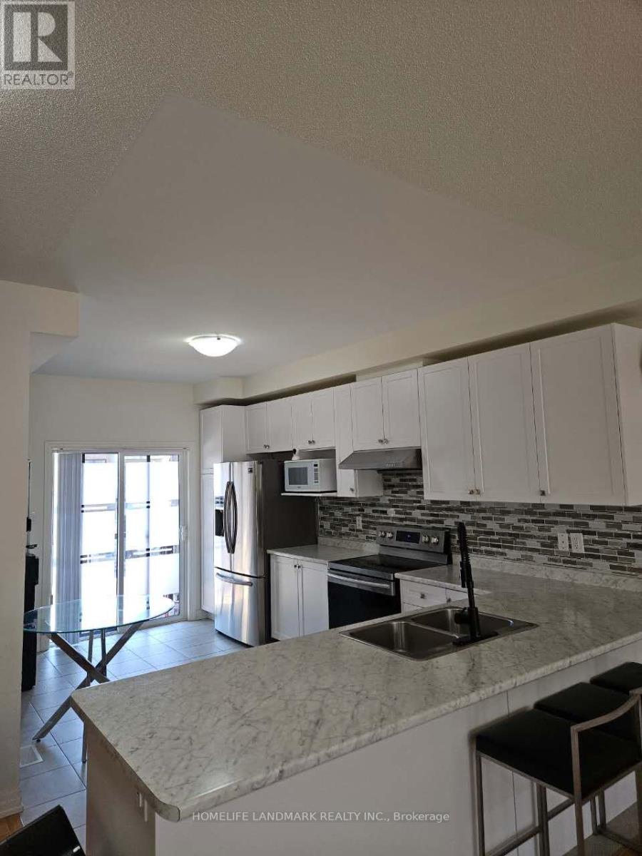 22 Vantage Loop, Newmarket, Ontario  L3X 0K6 - Photo 12 - N13037794