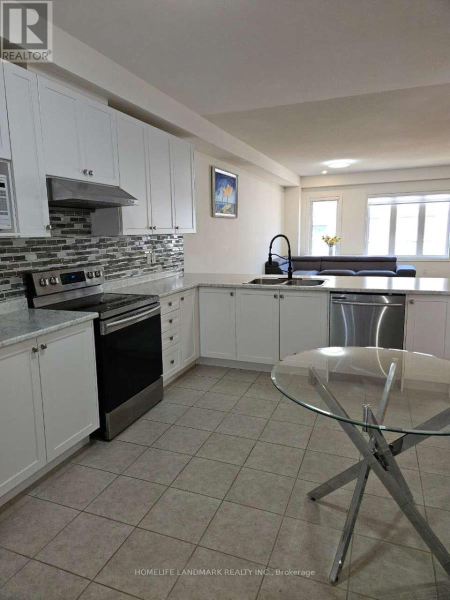 22 Vantage Loop, Newmarket, Ontario  L3X 0K6 - Photo 13 - N13037794