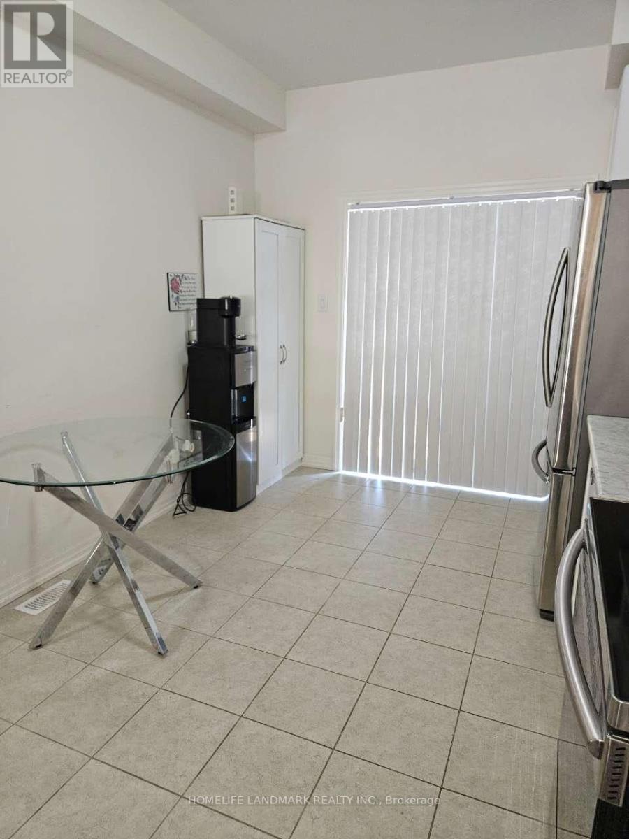 22 Vantage Loop, Newmarket, Ontario  L3X 0K6 - Photo 14 - N13037794