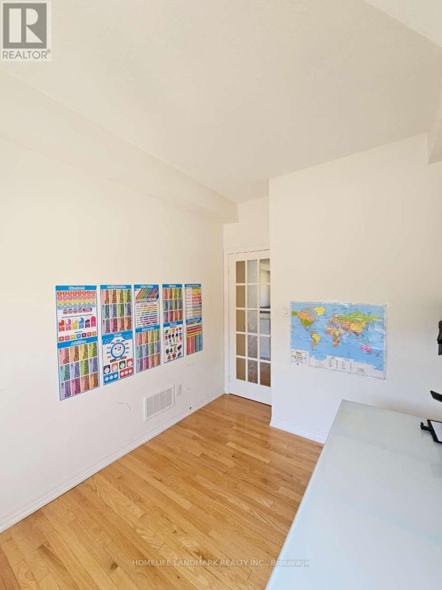 22 Vantage Loop, Newmarket, Ontario  L3X 0K6 - Photo 19 - N13037794