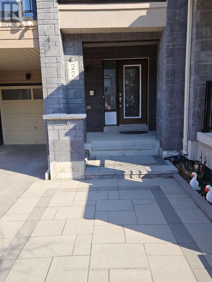 22 Vantage Loop, Newmarket, Ontario  L3X 0K6 - Photo 2 - N13037794