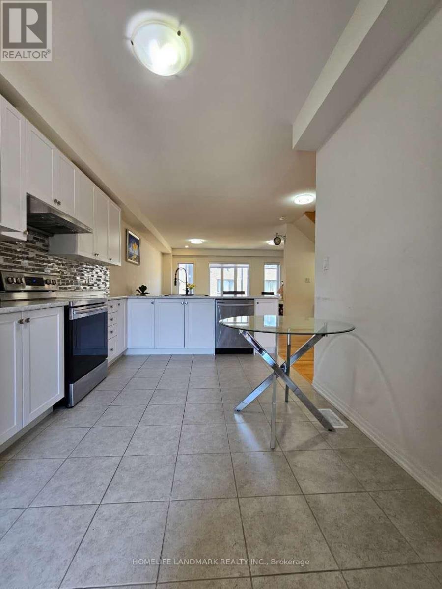 22 Vantage Loop, Newmarket, Ontario  L3X 0K6 - Photo 29 - N13037794