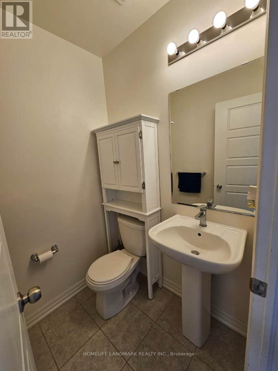 22 Vantage Loop, Newmarket, Ontario  L3X 0K6 - Photo 31 - N13037794